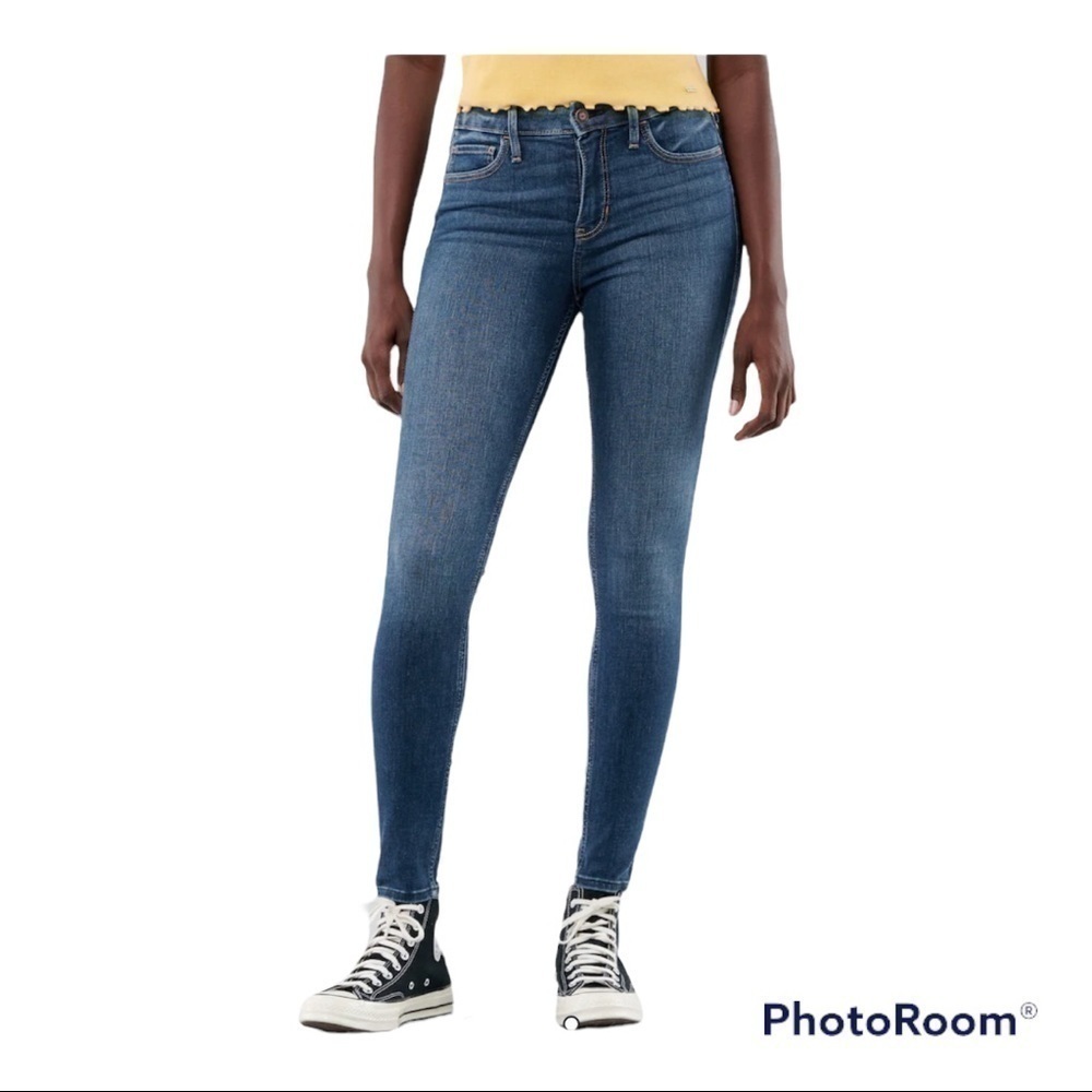 𝅺HOLLISTER SUPER SKINNY JEANS short 28x26